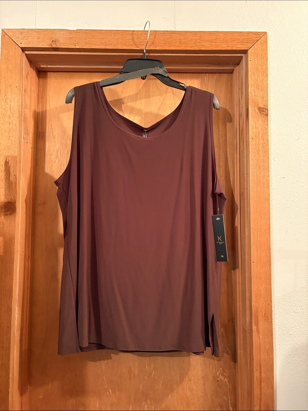 IC COLLECTION Brown Sleeveless V-Neck Tank Top